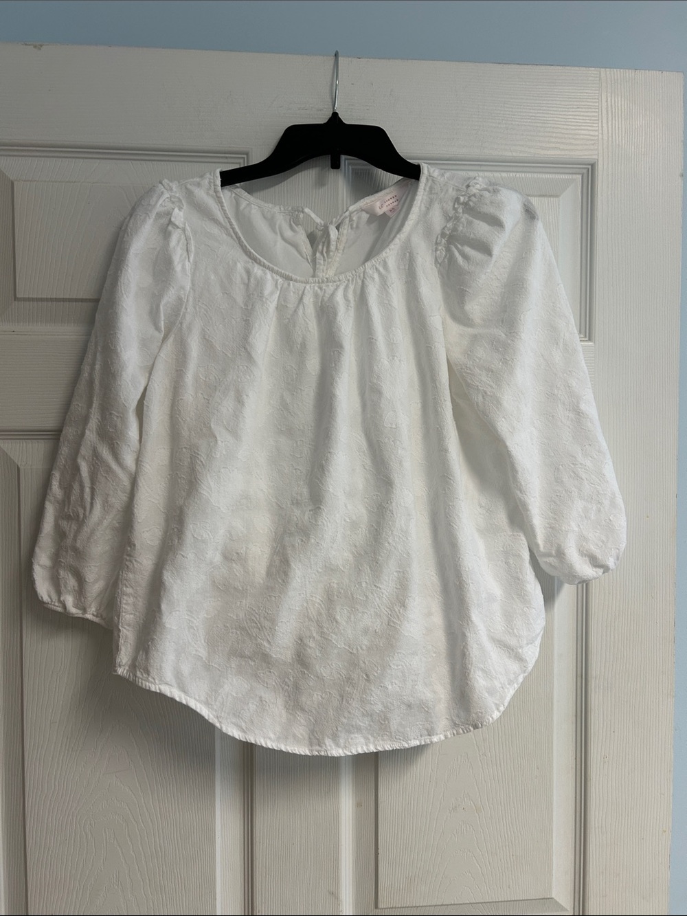 LC Lauren Conrad White Puff-Sleeve Embroidered Lined Blouse
